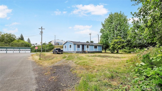 16880 Hwy 112, Clallam Bay, WA 98326 - view of front of property featuring entry steps