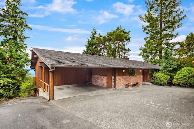 19212 94th Ave W, Edmonds, WA 98020 - view of garage
