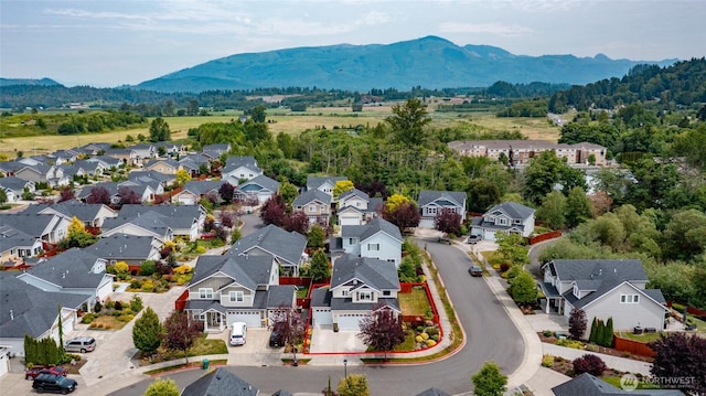 3885 Summersun St, Mount Vernon, WA 98273 - aerial view of residential area featuring mountains