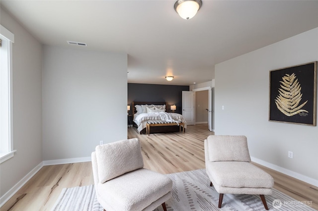 3885 Summersun St, Mount Vernon, WA 98273 - bedroom with light wood-style flooring and baseboards