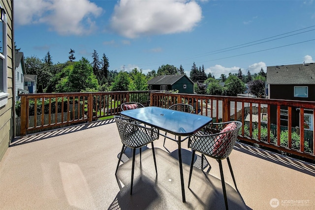 7649 NE 196th St, Kenmore, WA 98028 - view of patio featuring outdoor dining area