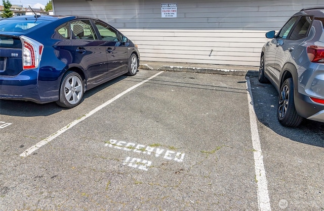 1612 33rd St Unit 102, Everett, WA 98201 - view of uncovered parking lot