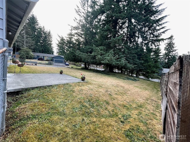 12611 50th Dr SE, Everett, WA 98208 - view of yard with a patio area