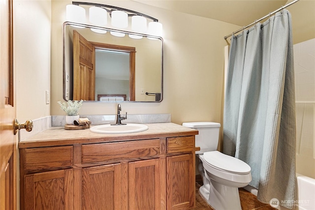 1007 N Forest St, Bellingham, WA 98225 - bathroom with vanity and shower / bath combination with curtain