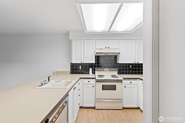 15734 NE 70th Ct Unit 15734, Redmond, WA 98052 - kitchen featuring white appliances, under cabinet range hood, white cabinets, and light wood-style floors