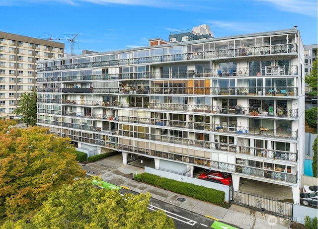 1740 Melrose Ave Unit 802, Seattle, WA 98122 - photo 2