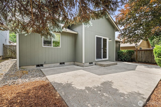 3724 30th Ave SE, Olympia, WA 98501 - back of property featuring a patio area