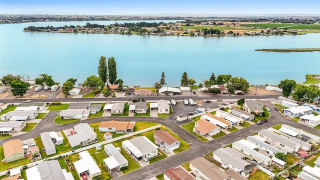 2240 W Broadway Ave Unit 22, Moses Lake, WA 98837 - aerial perspective of suburban area with a nearby body of water