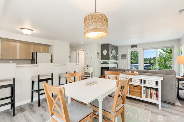 29 Etruria St Unit B505, Seattle, WA 98109 - dining room with light wood finished floors