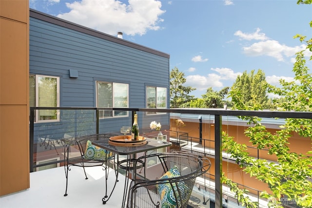 29 Etruria St Unit B505, Seattle, WA 98109 - view of balcony