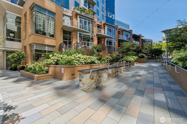 10610 NE 9th Pl Unit C4210, Bellevue, WA 98004 - view of community