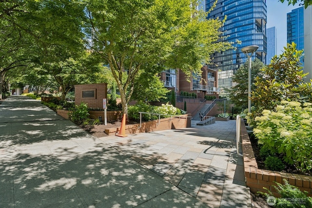 10610 NE 9th Pl Unit C4210, Bellevue, WA 98004 - view of community