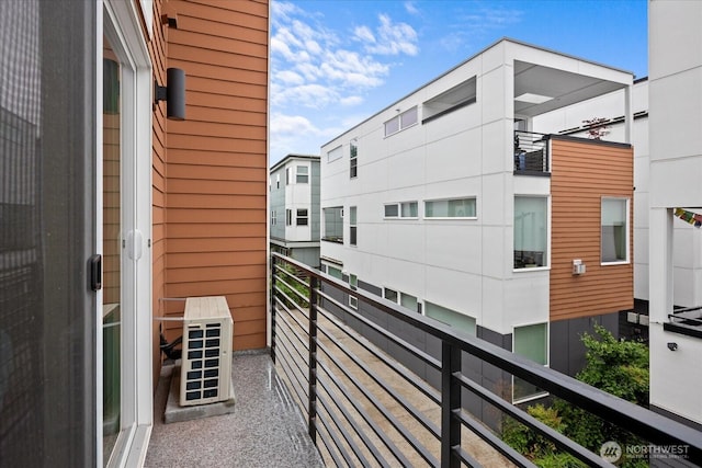 9030 18th Ave SW Unit E, Seattle, WA 98106 - view of balcony