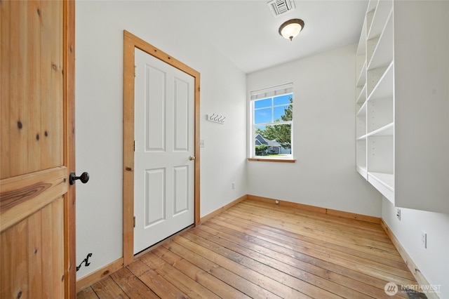 847 SE Covey Ct, College Place, WA 99324 - unfurnished bedroom featuring wood-type flooring and baseboards