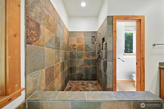 847 SE Covey Ct, College Place, WA 99324 - bathroom with a tile shower and vanity