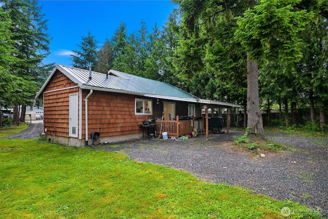 6258 Bellwood Dr, Maple Falls, WA 98266 - view of front of home featuring a metal roof