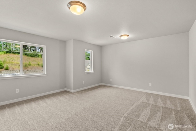 1401 89th Ave SE, Tumwater, WA 98501 - spare room featuring carpet