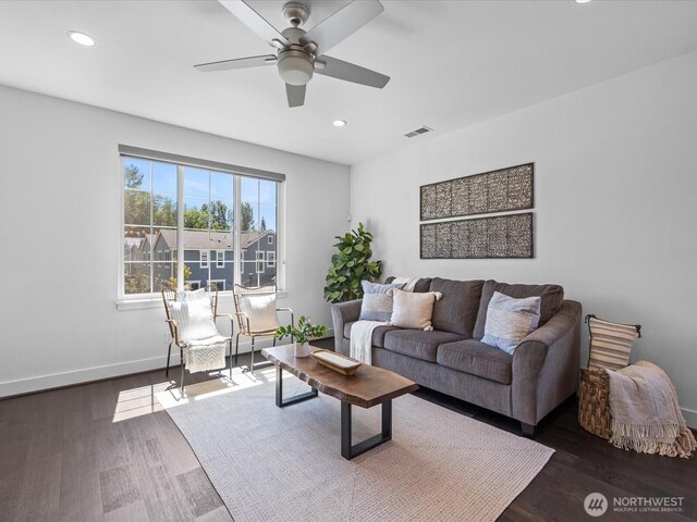 14031 3rd Ave NE, Duvall, WA 98019 - living area with wood finished floors, recessed lighting, and a ceiling fan