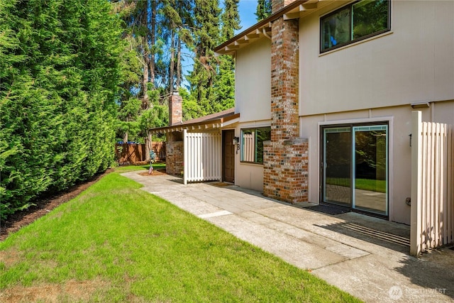 2822 Garden Ct Unit B, Steilacoom, WA 98388 - view of yard featuring a patio