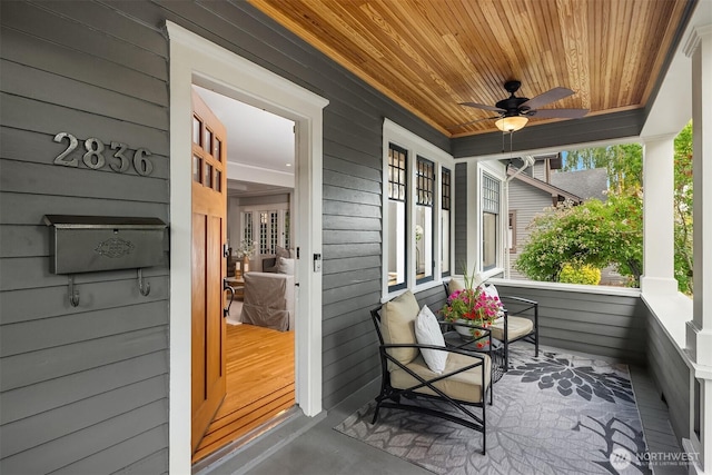 2836 32nd Ave S, Seattle, WA 98144 - covered porch featuring a ceiling fan