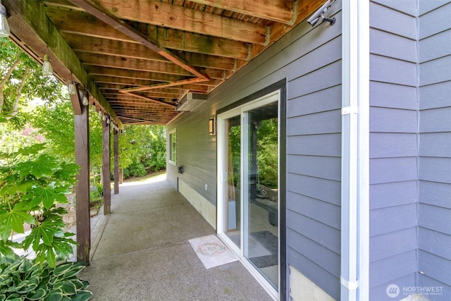 15205 197th St E, Orting, WA 98360 - view of patio / terrace