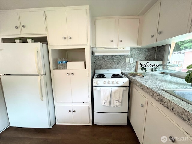 105 E Cox Ave Unit 13, Arlington, WA 98223 - kitchen featuring white appliances, under cabinet range hood, light countertops, backsplash, and white cabinetry