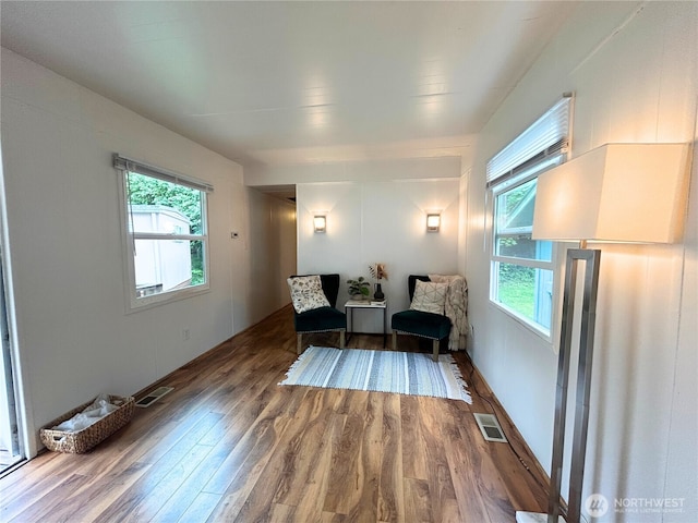 105 E Cox Ave Unit 13, Arlington, WA 98223 - living area with wood finished floors