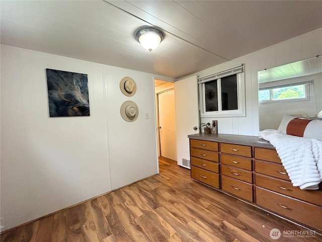 105 E Cox Ave Unit 13, Arlington, WA 98223 - bedroom featuring wood finished floors