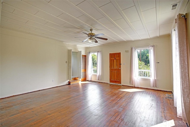 522 Chapman Rd, Camano Island, WA 98282 - spare room featuring plenty of natural light, a ceiling fan, and dark wood-style flooring