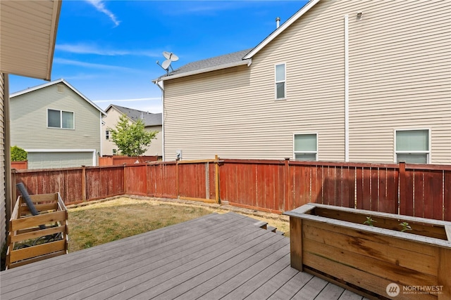 331 Index Ave SE, Renton, WA 98056 - wooden deck with a fenced backyard