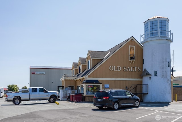 1909 Skyline Way Unit F, Anacortes, WA 98221 - view of property with uncovered parking