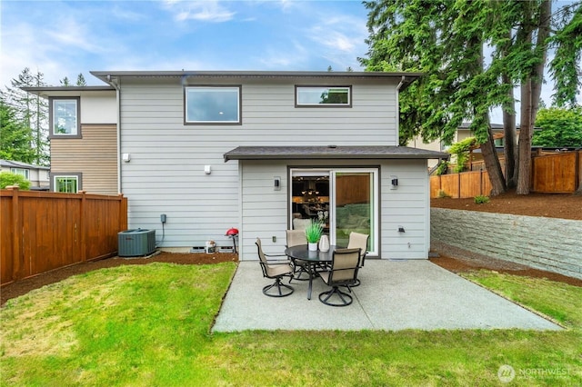 10259 133rd Ct NE, Redmond, WA 98033 - back of property featuring a patio and a fenced backyard