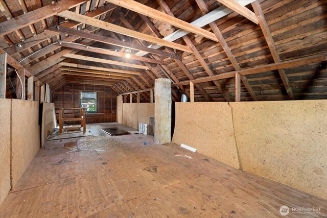 18056 25th Ave NE, Lake Forest Park, WA 98155 - view of attic