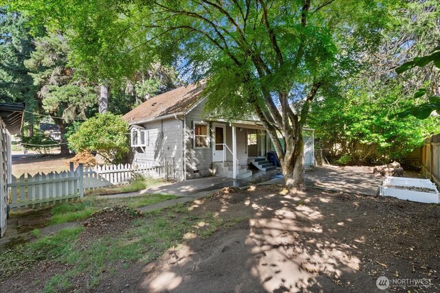 18056 25th Ave NE, Lake Forest Park, WA 98155 - view of obstructed view of property