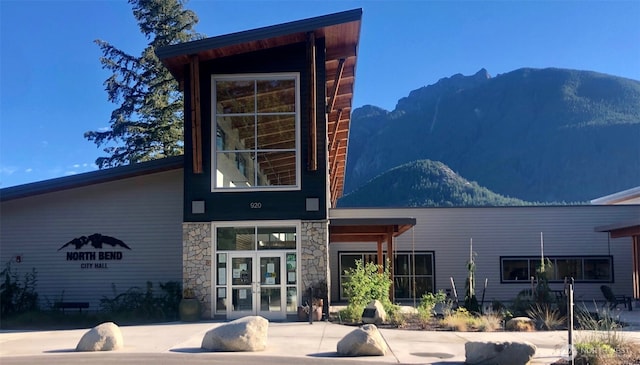 133 W 4th St, North Bend, WA 98045 - view of property featuring a mountain view