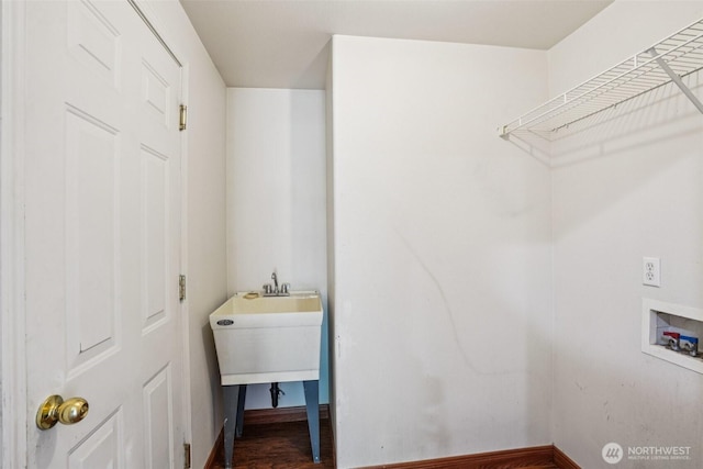 87 Chickadee Dr, Kelso, WA 98626 - washroom with hookup for a washing machine and wood finished floors