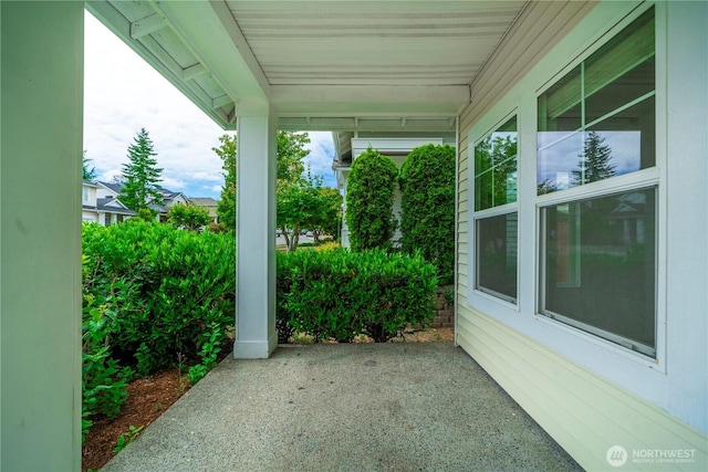 2101 62nd St SE, Auburn, WA 98092 - view of porch