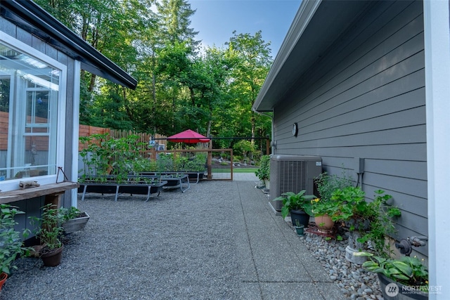 1122 36th Ave NE, Olympia, WA 98506 - view of patio / terrace