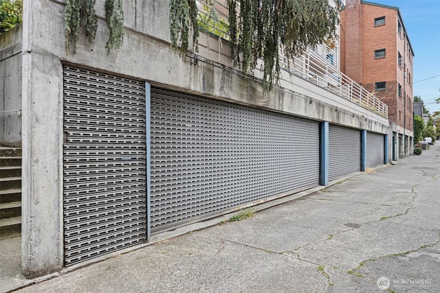 2727 E Franklin Ave E Unit 102, Seattle, WA 98102 - view of garage