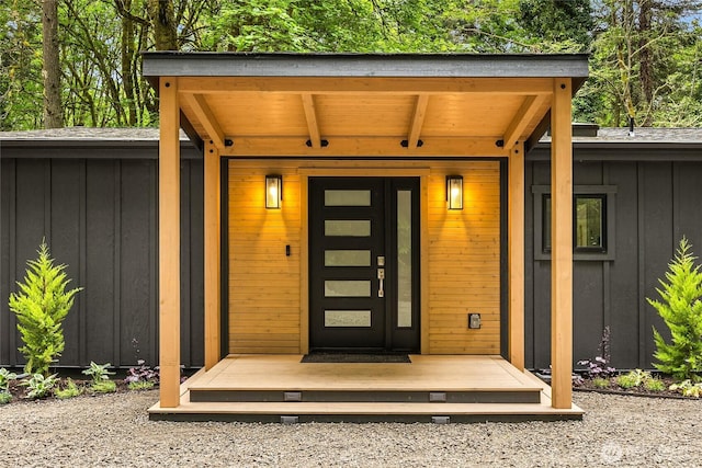1524 Toe Jam Hill Rd NE, Bainbridge Island, WA 98110 - view of exterior entry featuring board and batten siding