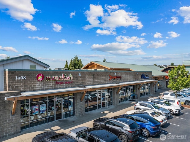 5040 Mill Pond Loop SE, Auburn, WA 98092 - view of commercial location with uncovered parking