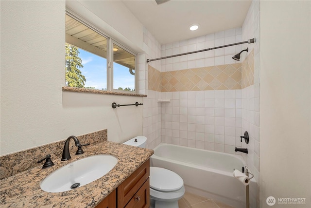 4119 72nd St E, Tacoma, WA 98443 - full bath featuring shower / bath combination, vanity, and recessed lighting