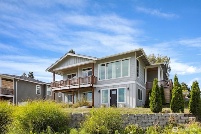 1575 Kingsley Ave, Blaine, WA 98230 - back of property featuring board and batten siding and a balcony