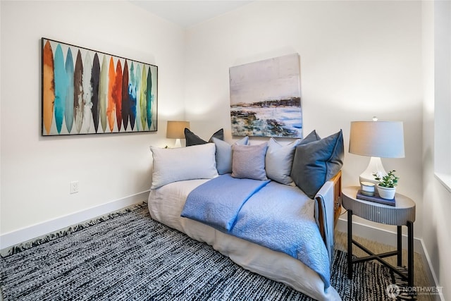2009B Dexter Ave N, Seattle, WA 98109 - bedroom with baseboards