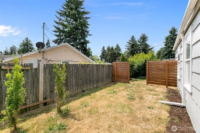 19410 10th Ave S, Des Moines, WA 98148 - view of yard