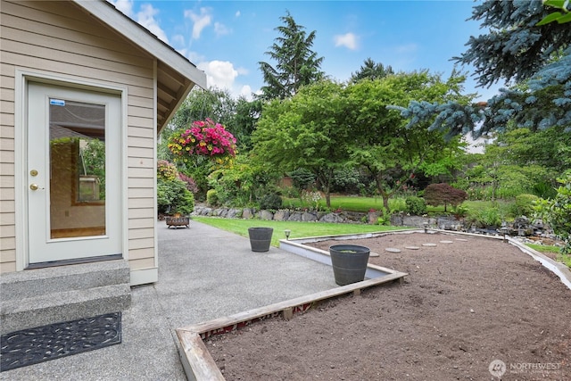 2804 18th St SE, Puyallup, WA 98374 - view of patio / terrace
