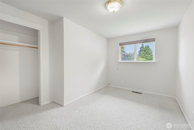 832 Birch St, Edmonds, WA 98020 - unfurnished bedroom featuring carpet and a closet