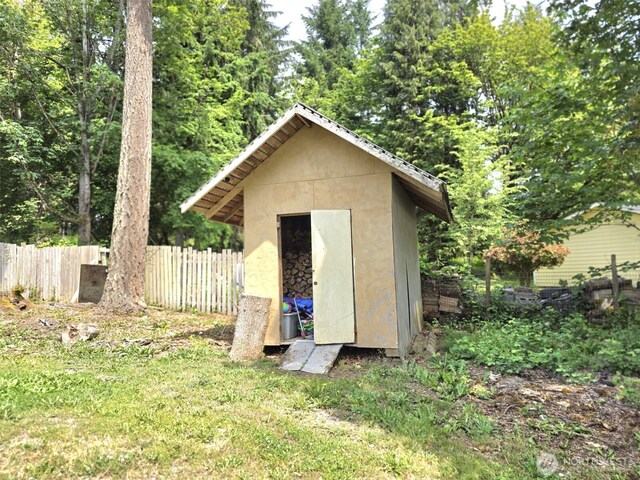 8309 Jensen Rd E, Eatonville, WA 98328 - photo 22