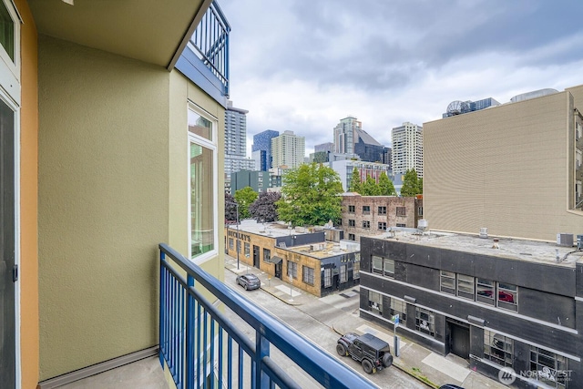 2414 1st Ave Unit 519, Seattle, WA 98121 - balcony with a view of city