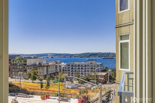 2414 1st Ave Unit 519, Seattle, WA 98121 - photo 4